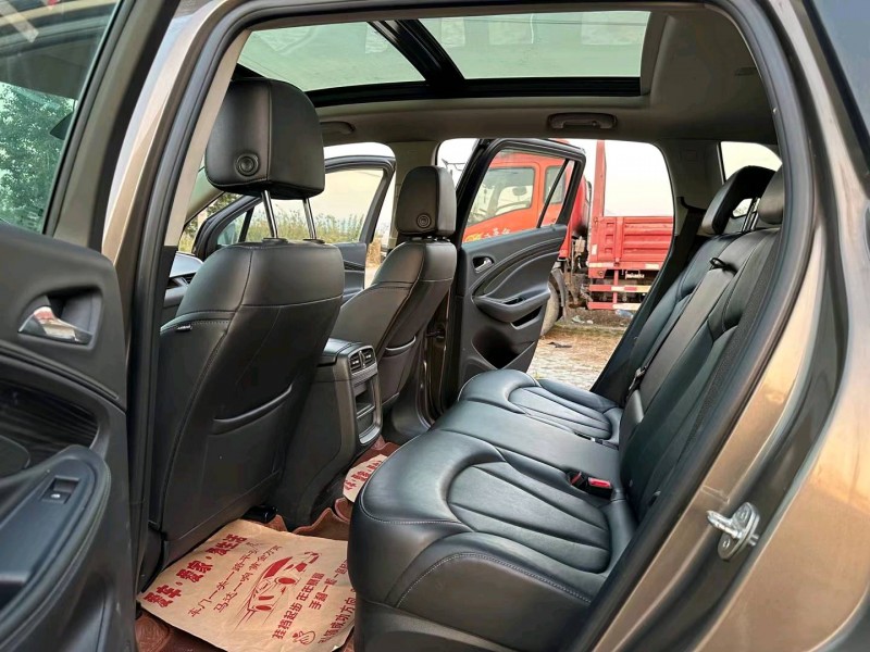 徐州19年别克昂科威5