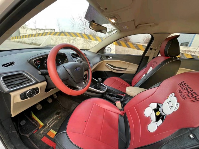 徐州18年福特福睿斯8