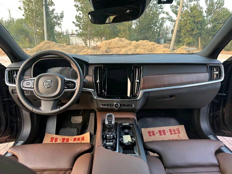 徐州21年沃尔沃S906