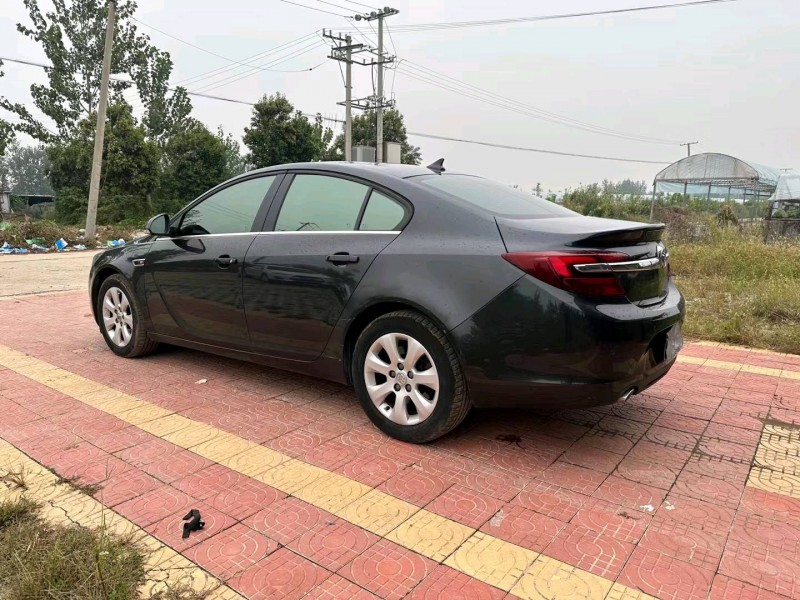 常州15年别克君威7