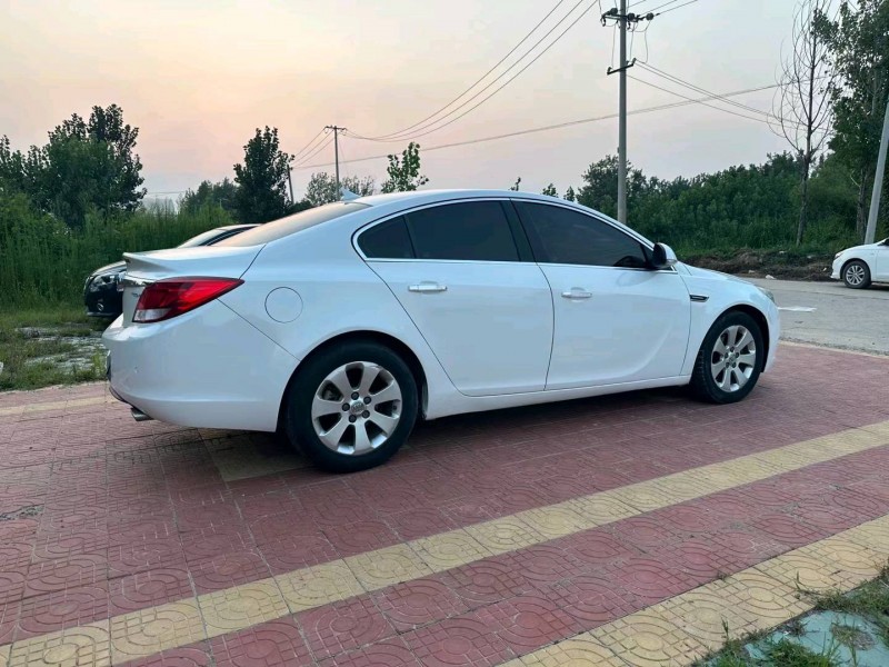 徐州12年别克君威6