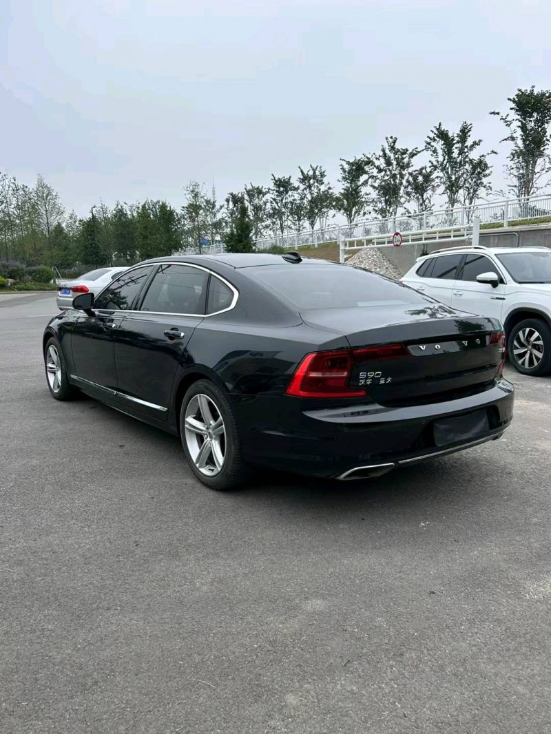 宿迁19年沃尔沃S907