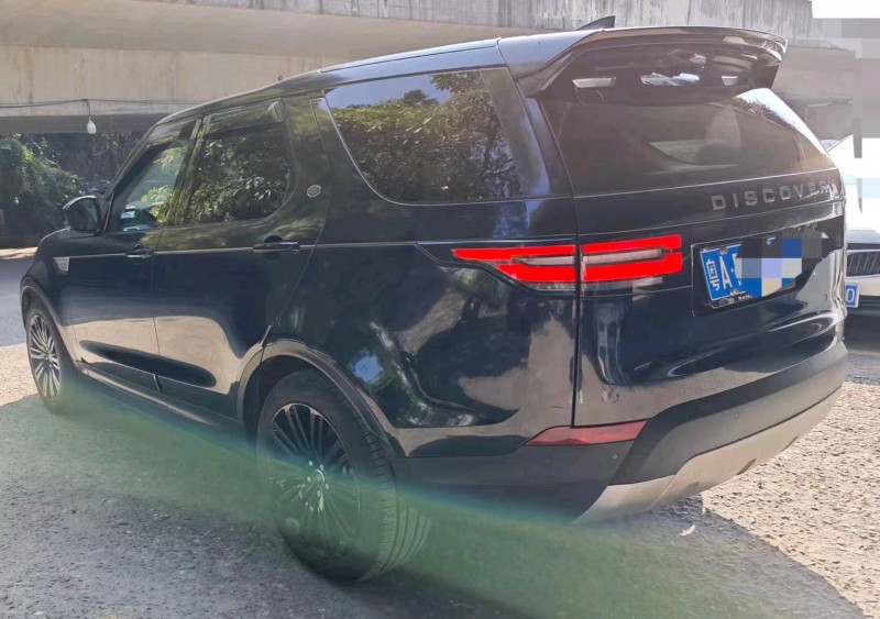 广州19年路虎发现7