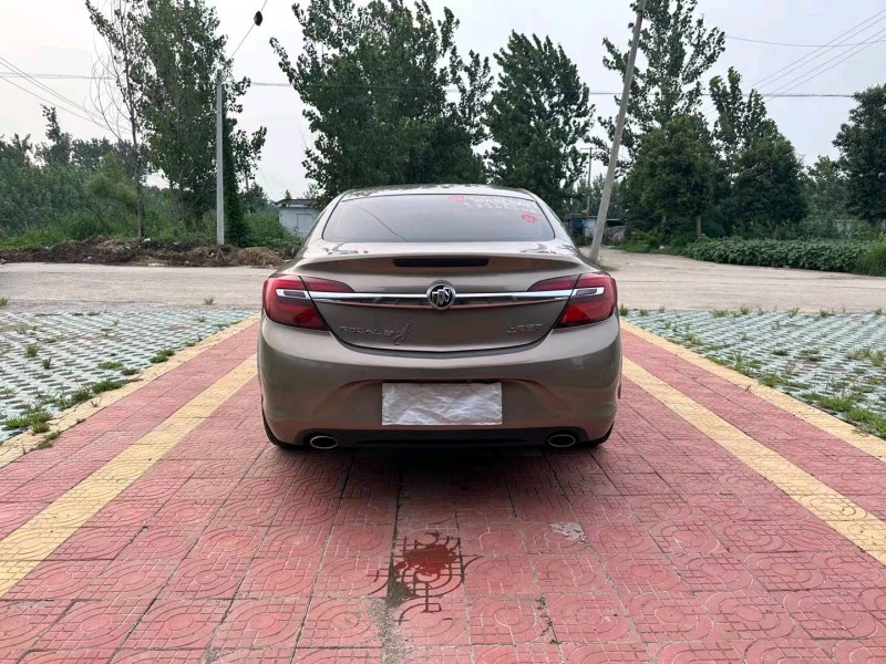 徐州16年别克君威2