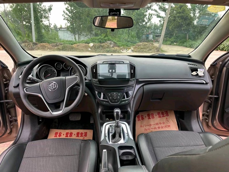 徐州16年别克君威6