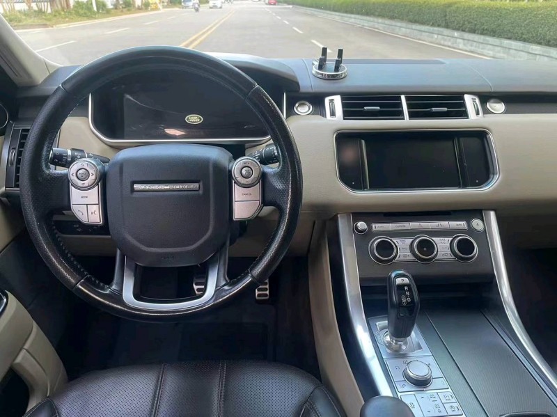 广州15年路虎揽胜运动4