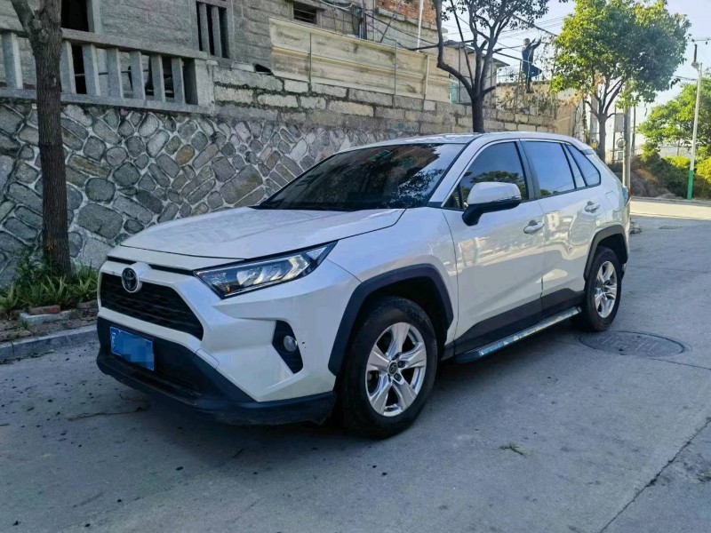 邵阳20年丰田RAV4荣放2