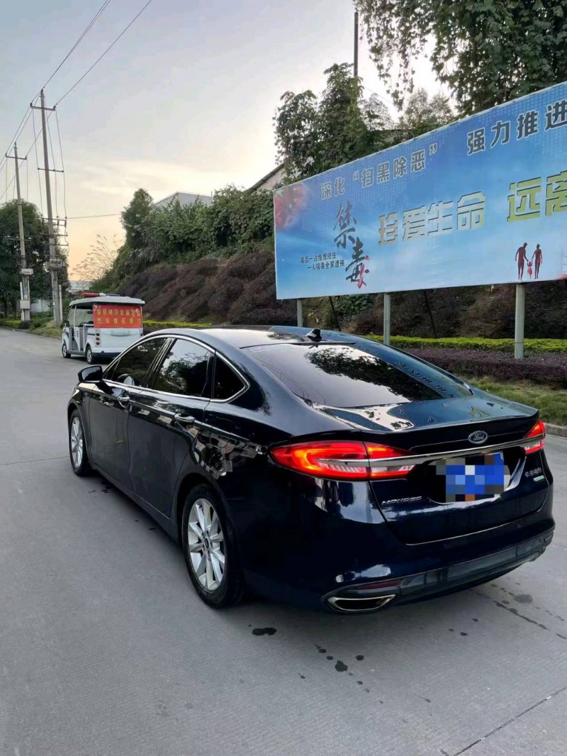 珠海17年福特蒙迪欧7