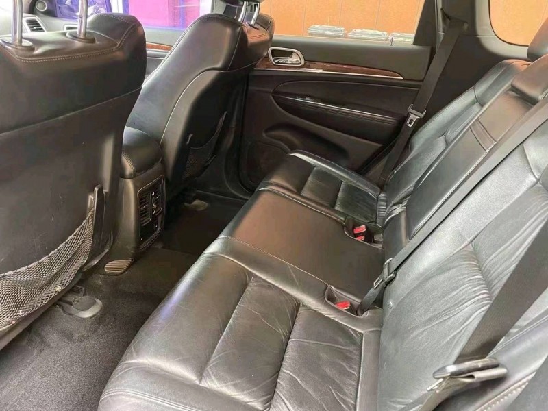 东营13年Jeep大切诺基6