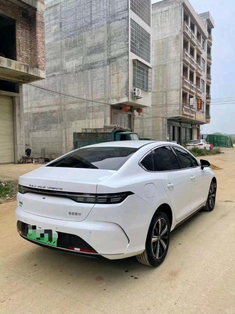 汕头23年比亚迪驱逐舰9