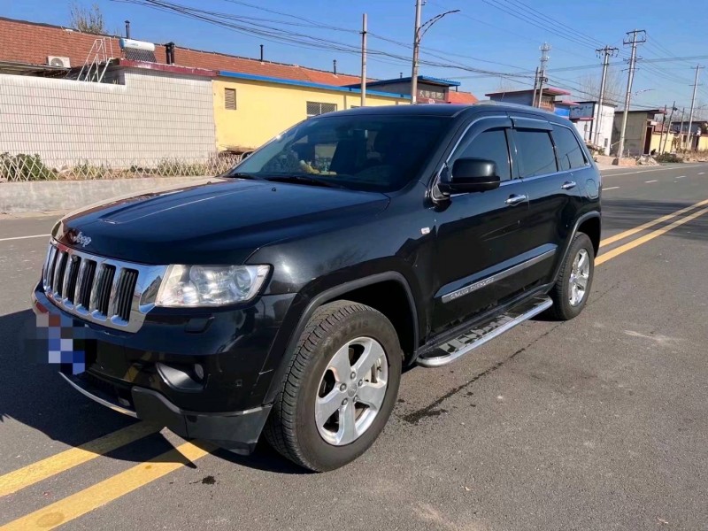 枣庄13年Jeep大切诺基3