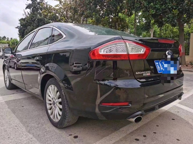 青岛13年福特蒙迪欧7