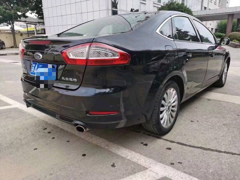 青岛13年福特蒙迪欧8