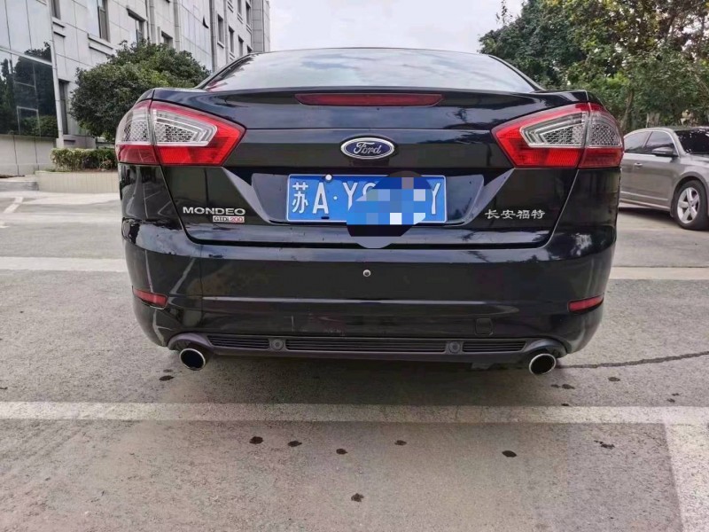 青岛13年福特蒙迪欧9