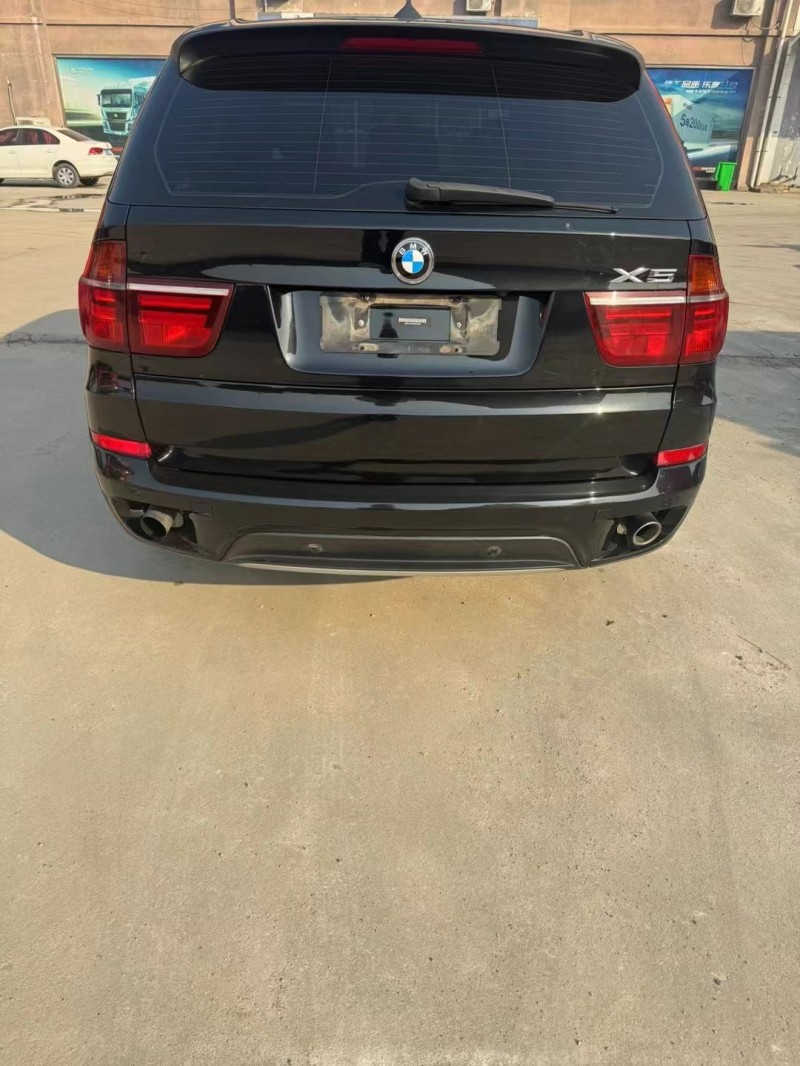 济宁14年宝马X59