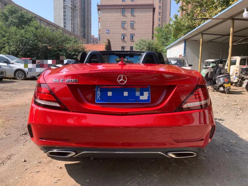 許昌17年奔馳SLK9