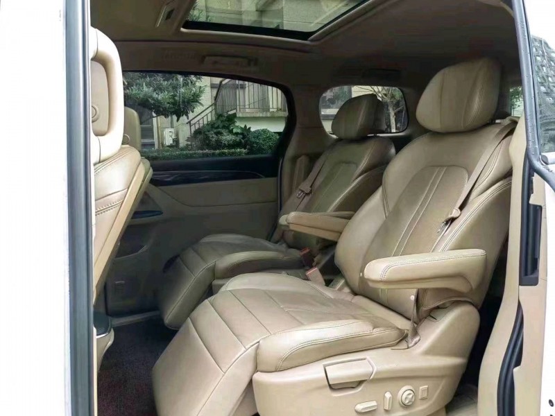 苏州17年别克GL85