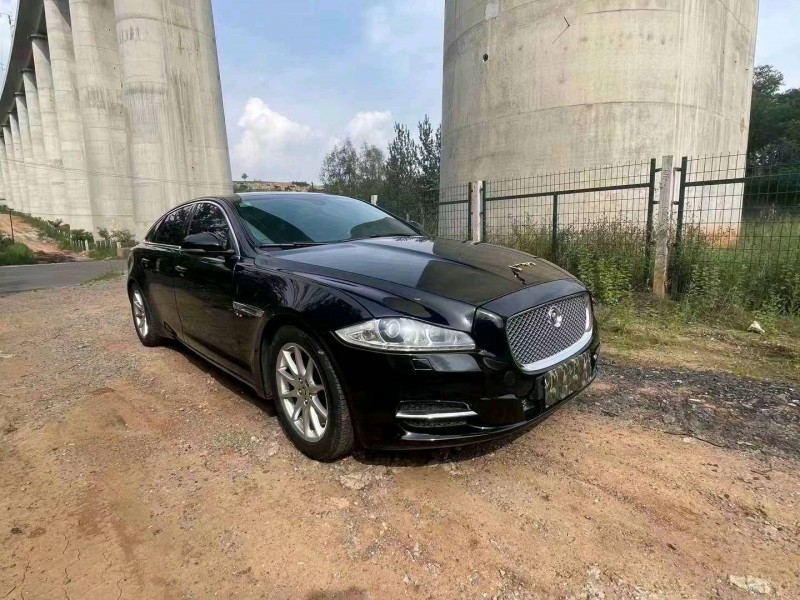 邯郸13年捷豹XJ8