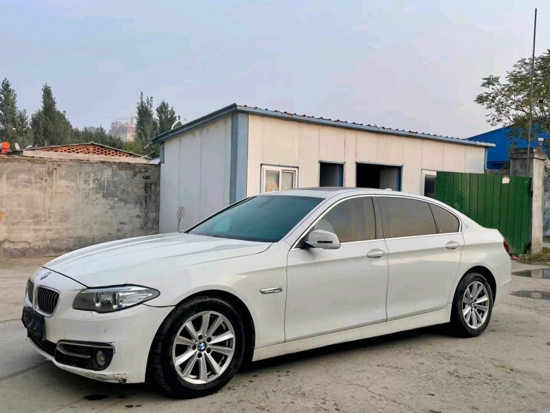 济宁11年宝马5系3