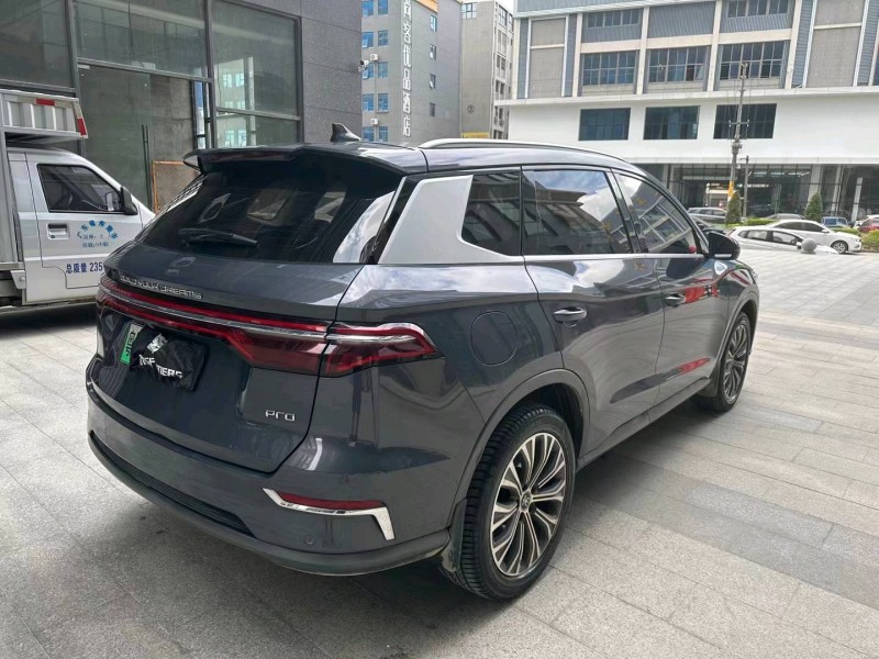 东莞19年比亚迪宋5