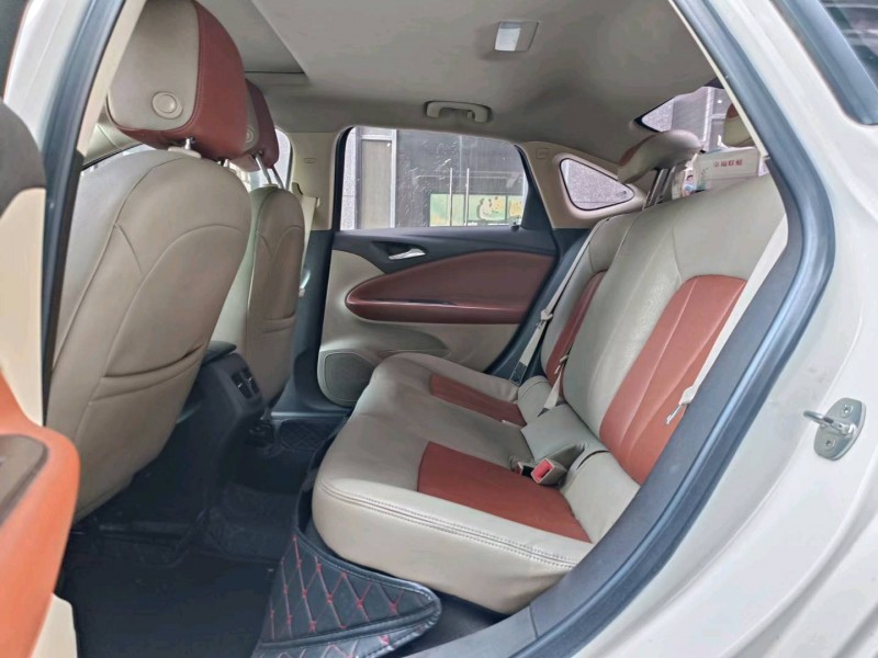 东莞16年别克威朗7