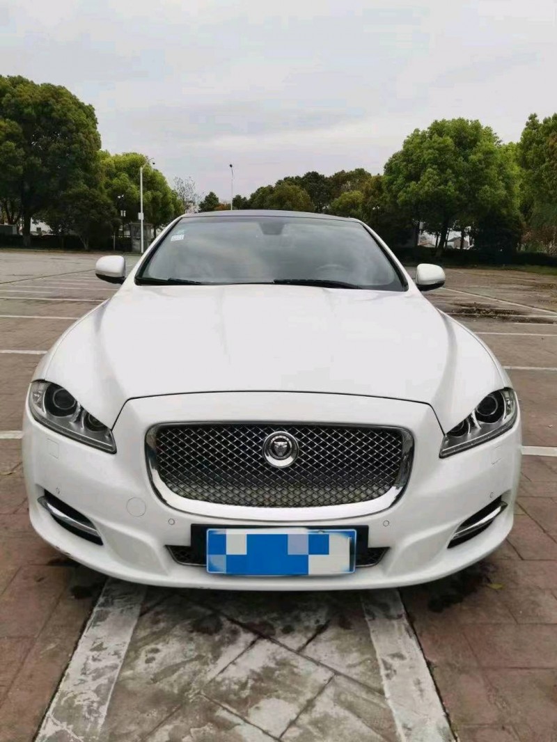 常州13年捷豹XJL1