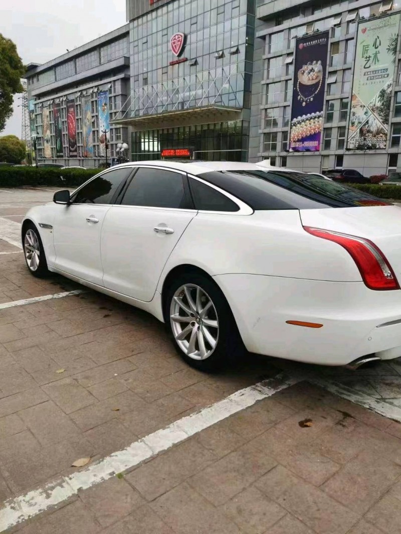 常州13年捷豹XJL7