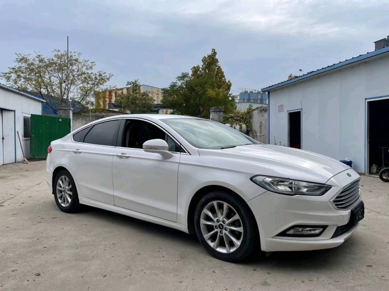 济宁17年福特蒙迪欧2