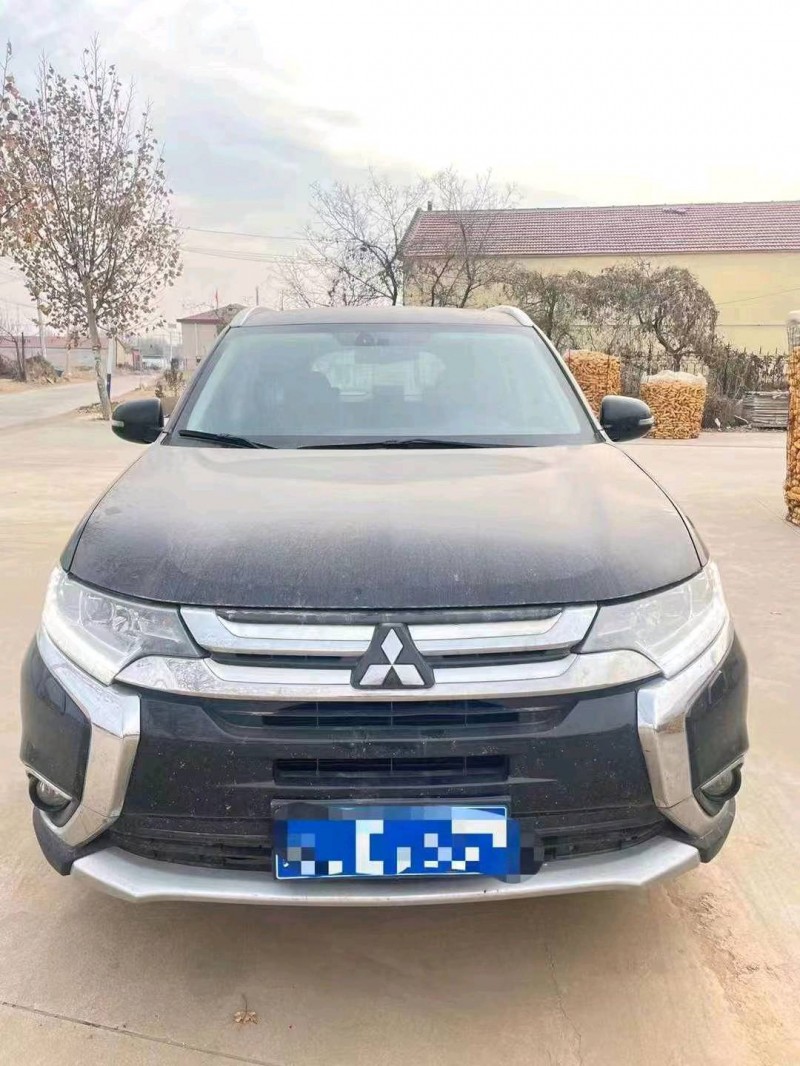 邯郸17年三菱欧蓝德1