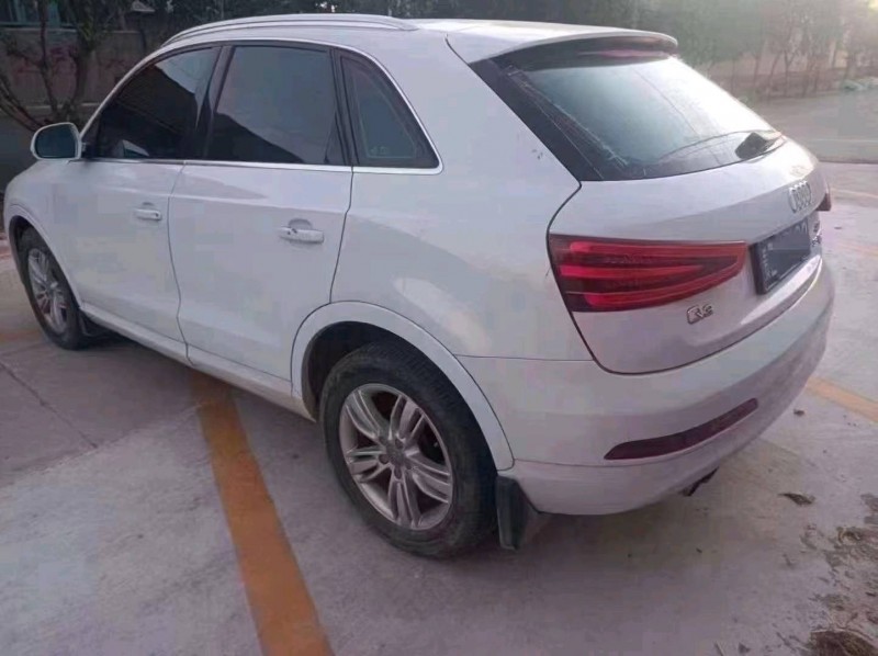 济宁13年奥迪Q37