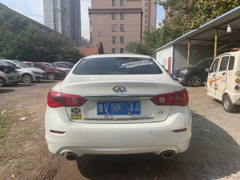 許昌18年英菲尼迪Q508