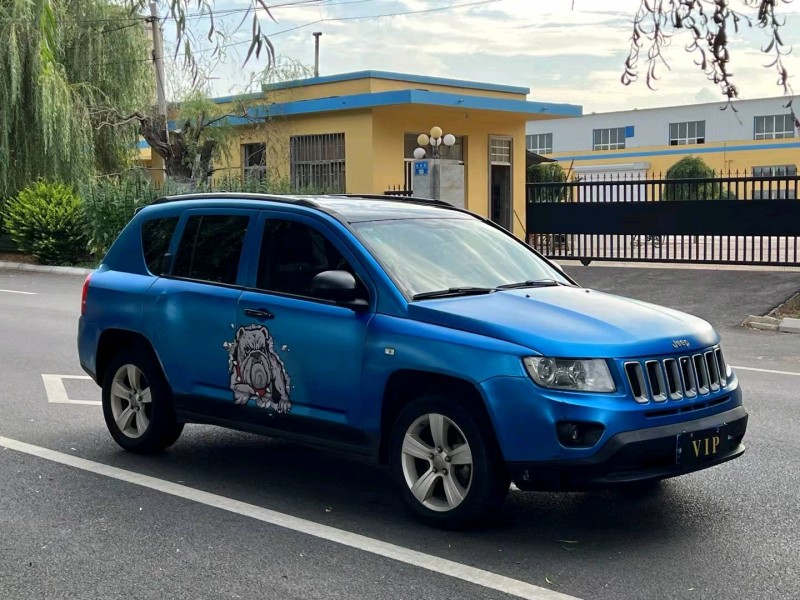 青岛13年Jeep指南者3