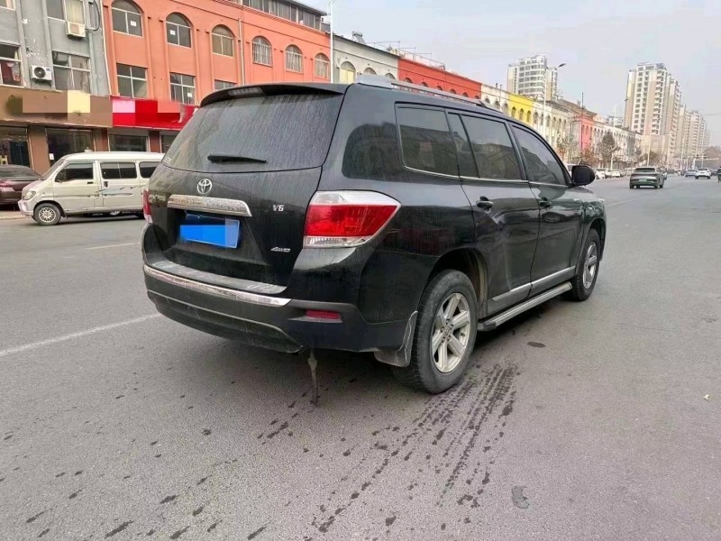 潍坊13年丰田汉兰达4