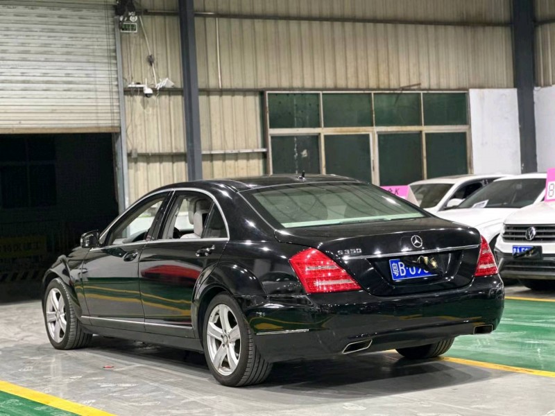 广州10年奔驰S4