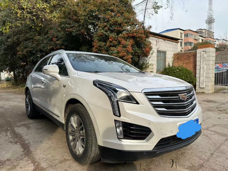 許昌18年凱迪拉克XT52