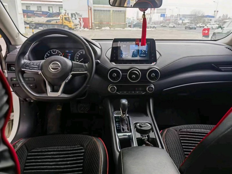 保定20年日产天籁7