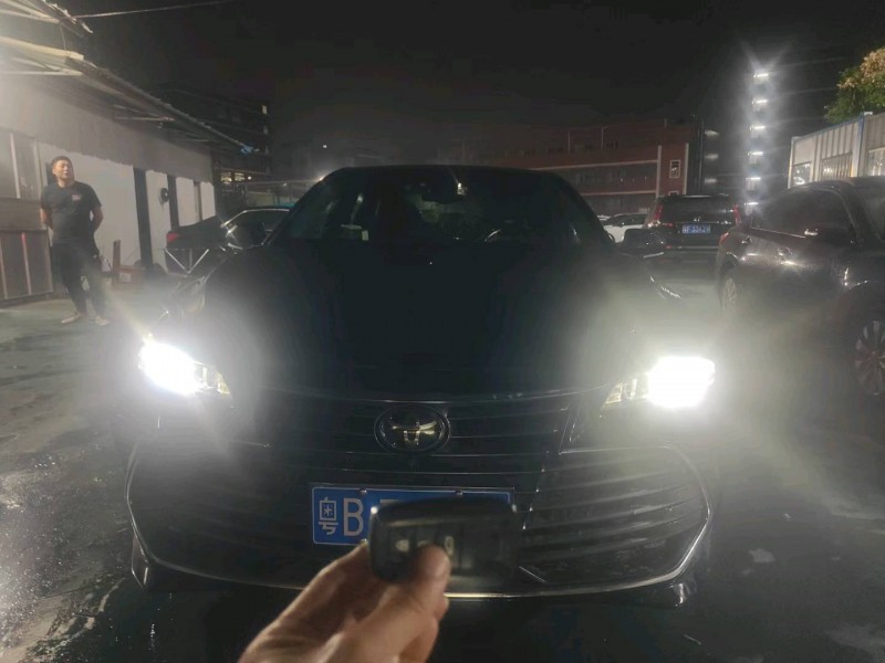 广州19年丰田亚洲龙1