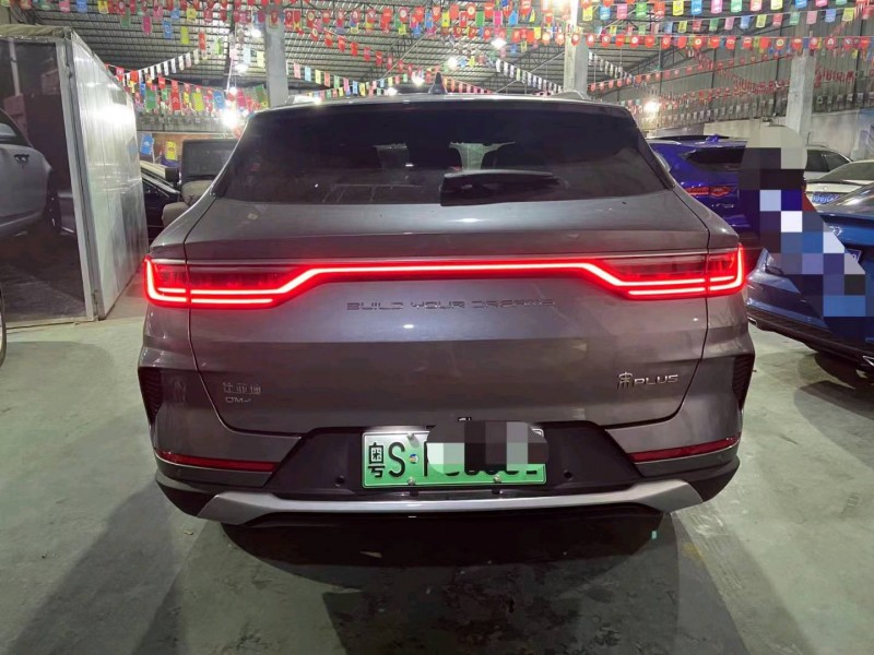 广州23年比亚迪宋新能源6