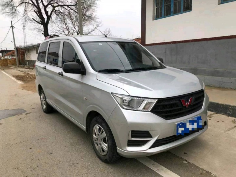 枣庄21年五菱汽车宏光2