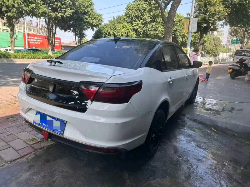 广州19年吉利远景7