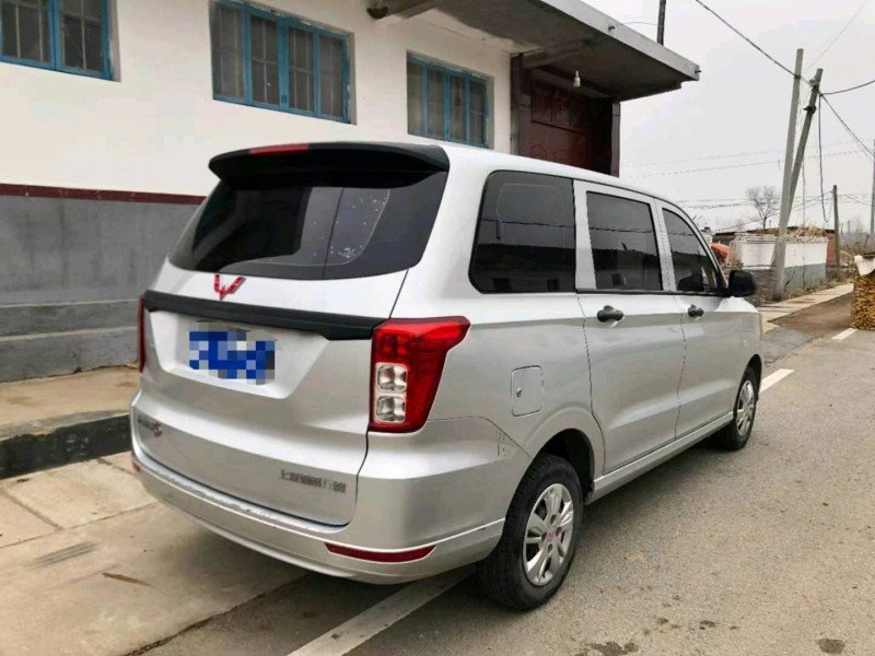 枣庄21年五菱汽车宏光7