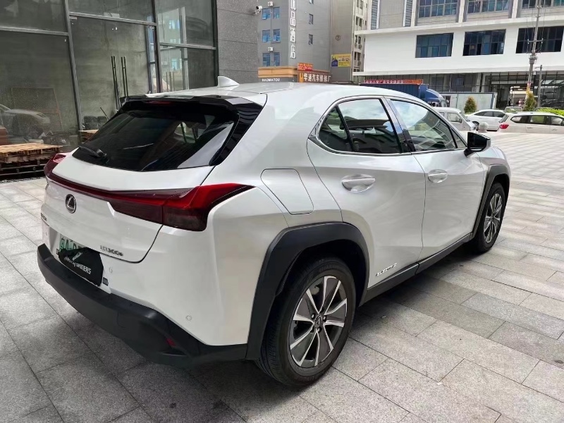 枣庄22年雷克萨斯UX8