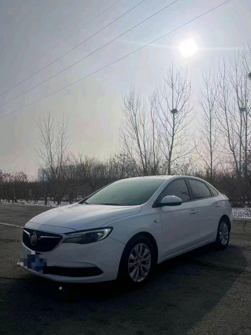 枣庄20年别克英朗2