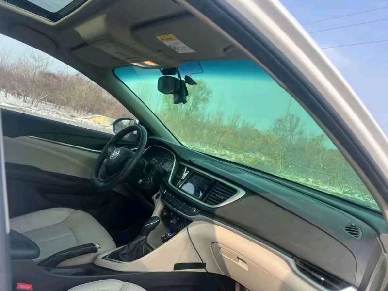 枣庄20年别克英朗5