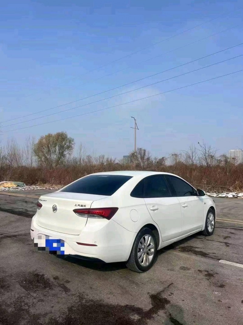 枣庄20年别克英朗9