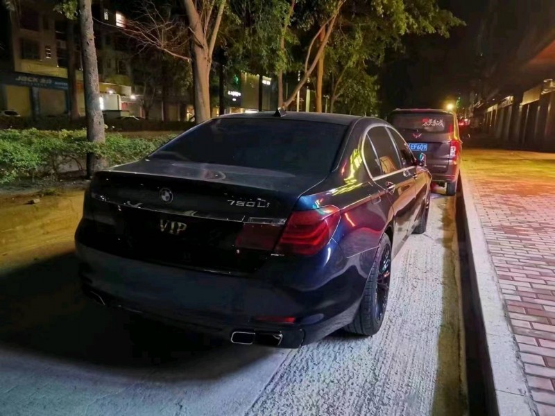 深圳12年宝马7系3