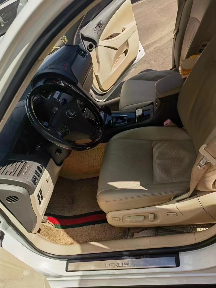 潍坊11年雷克萨斯ES7
