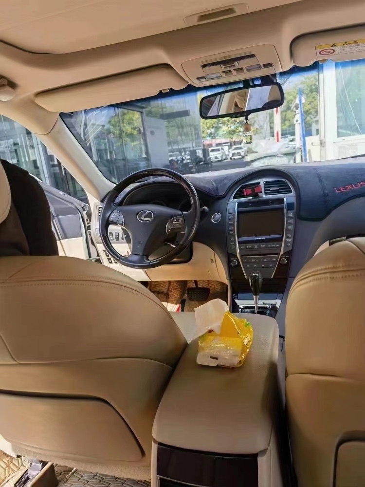 潍坊11年雷克萨斯ES8