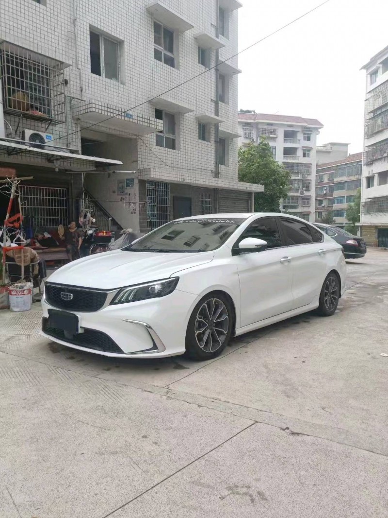 邵阳22年吉利缤瑞3