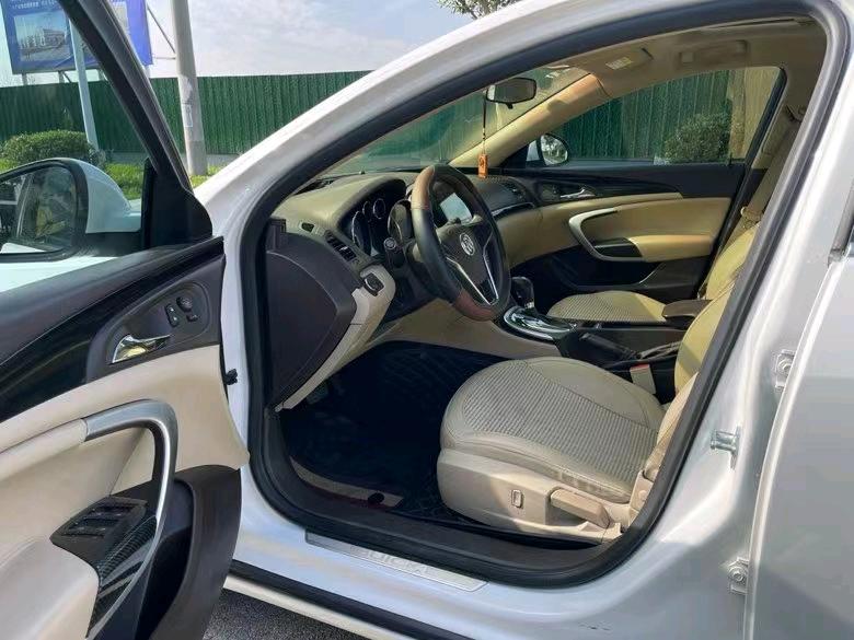 盐城16年别克君威6